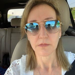 Meet your Posher, Kathy